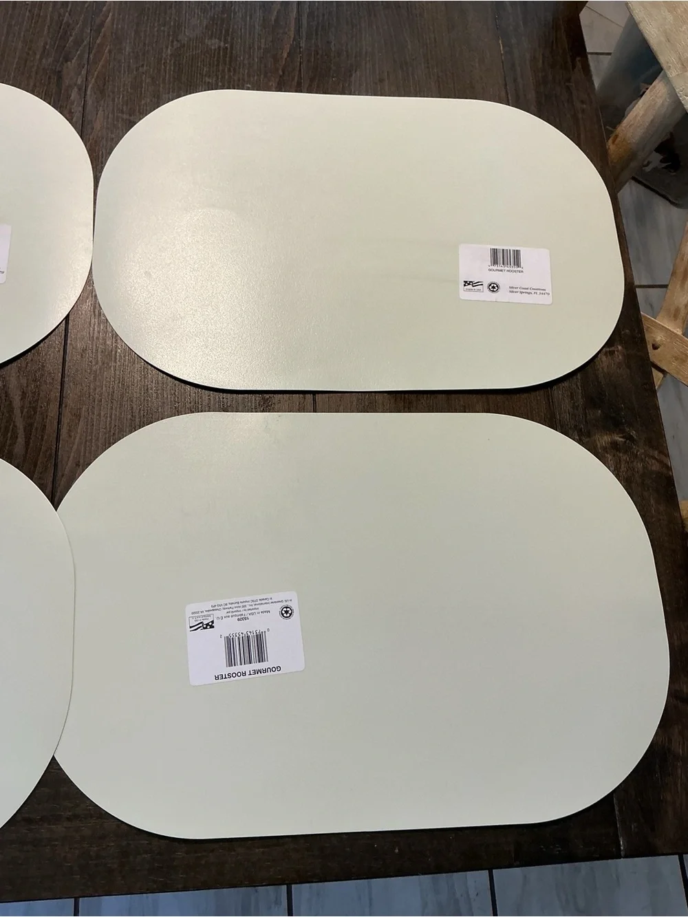Greenbrier International set rustic